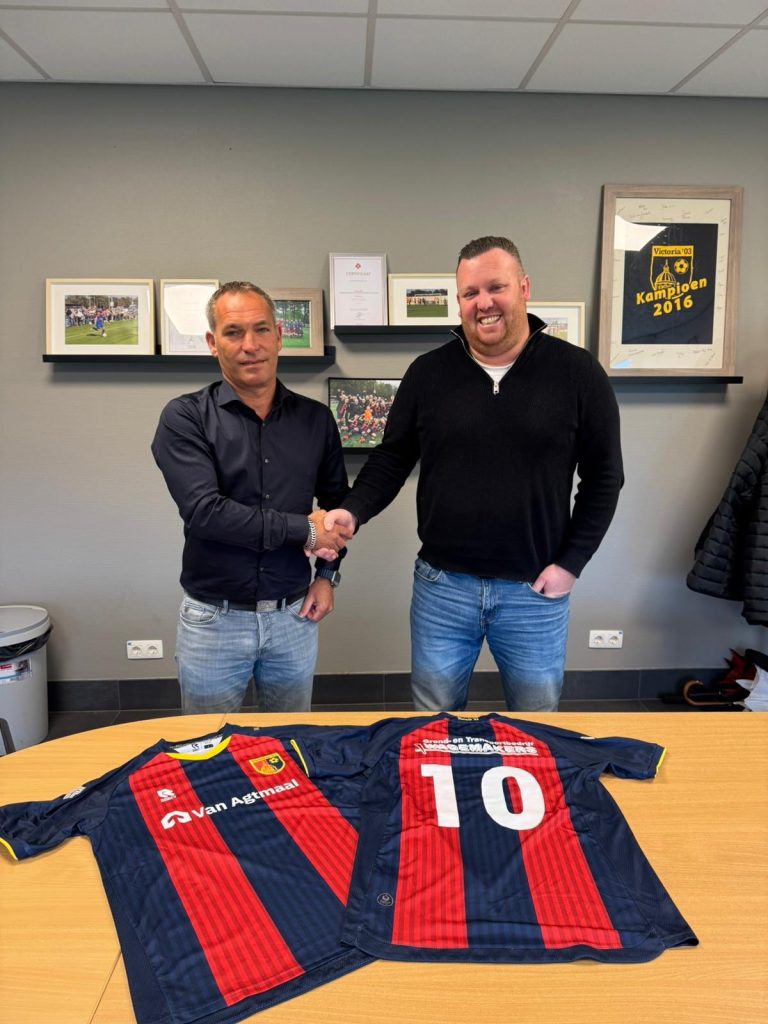 Cohen wil met Victoria’03 naar de tweede klasse Cohen wil met Victoria’03 naar de tweede klasse