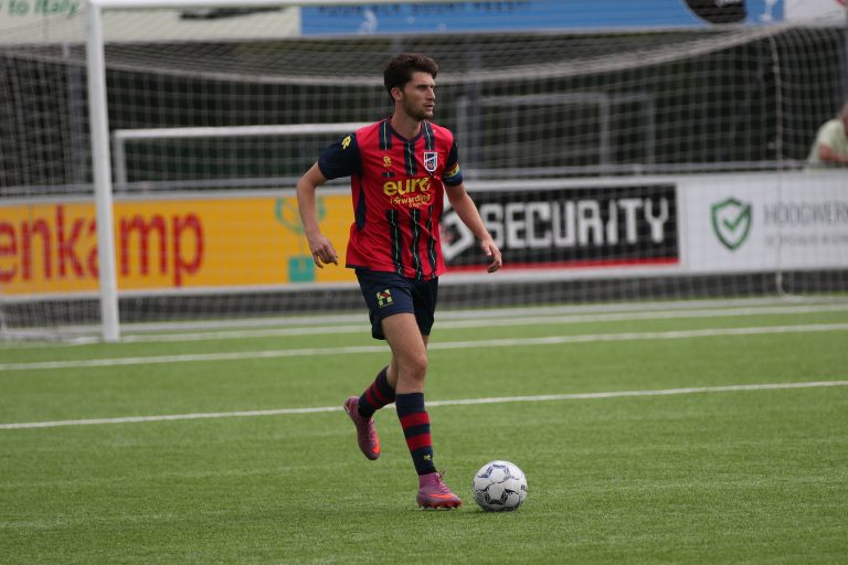 Oscar Knecht: kind van de club en drijvende kracht bij Victoria’04
