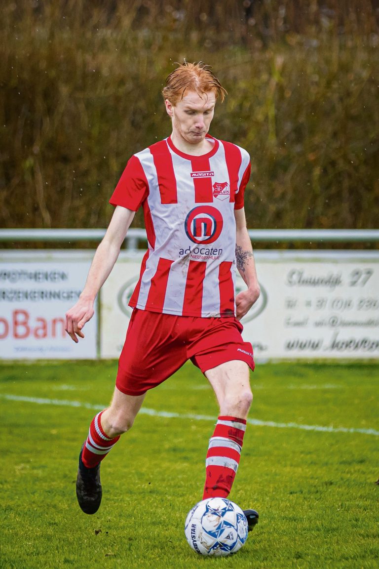 Yordi van Liere hoopt vooral weer vol te kunnen meedoen bij Sluis Yordi van Liere hoopt vooral weer vol te kunnen meedoen bij Sluis