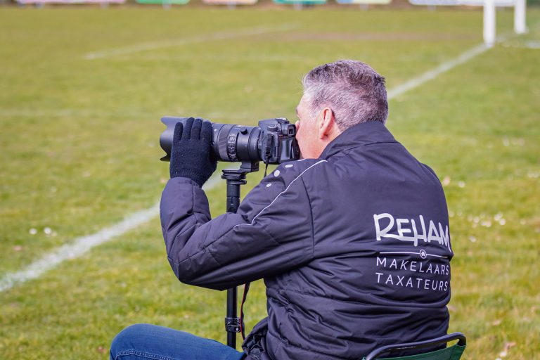 Rein Boeije legt als clubfotograaf al jarenlang alles vast bij Zaamslag