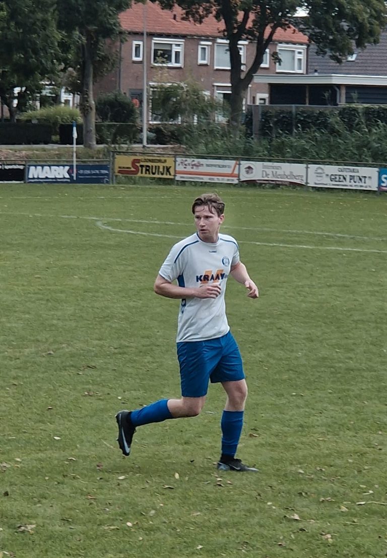 Ariën van Heijningen: rustige kracht en vaste waarde in het eerste elftal van Well