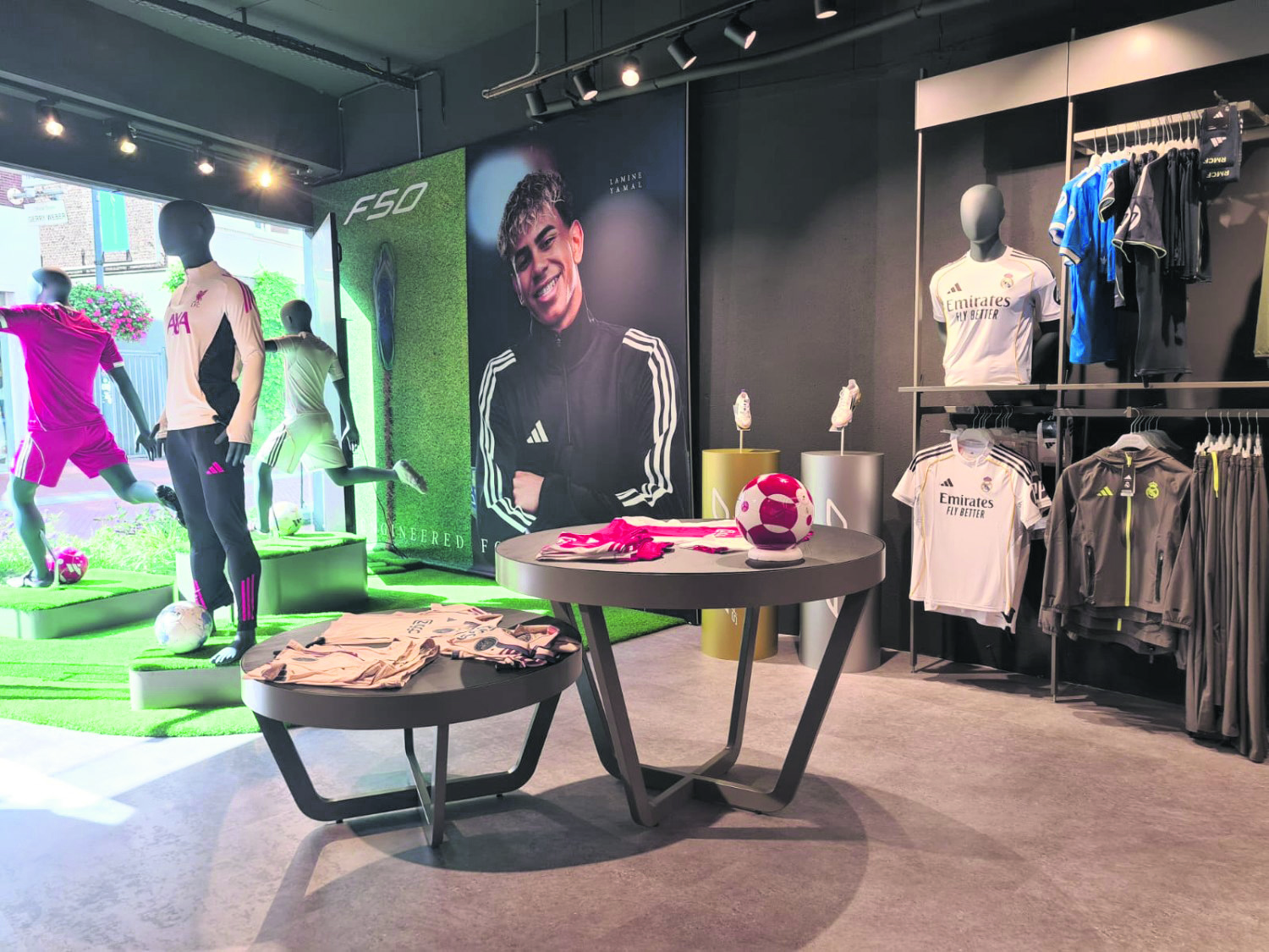 Oosterhout heeft primeur met eerste Intersport Football Store van Europa
