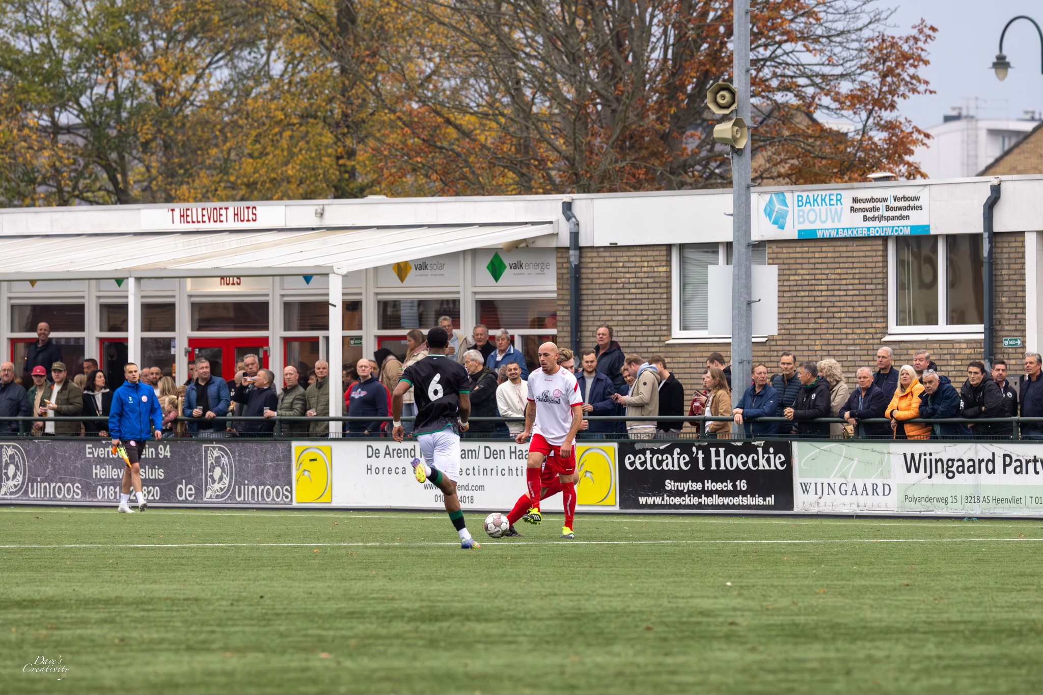Hellevoetsluis heeft aan één helft genoeg tegen Spartaan ’20