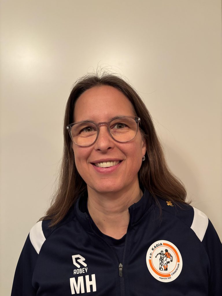 Miranda Hulsbos komt op voor het vrouwenvoetbal binnen Kagia