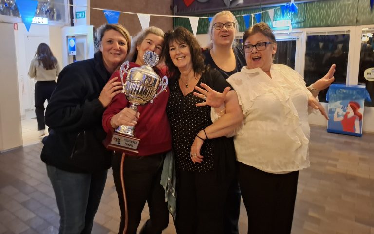 Ingrid en Nicole: het kloppend hart van de kantine bij SVS