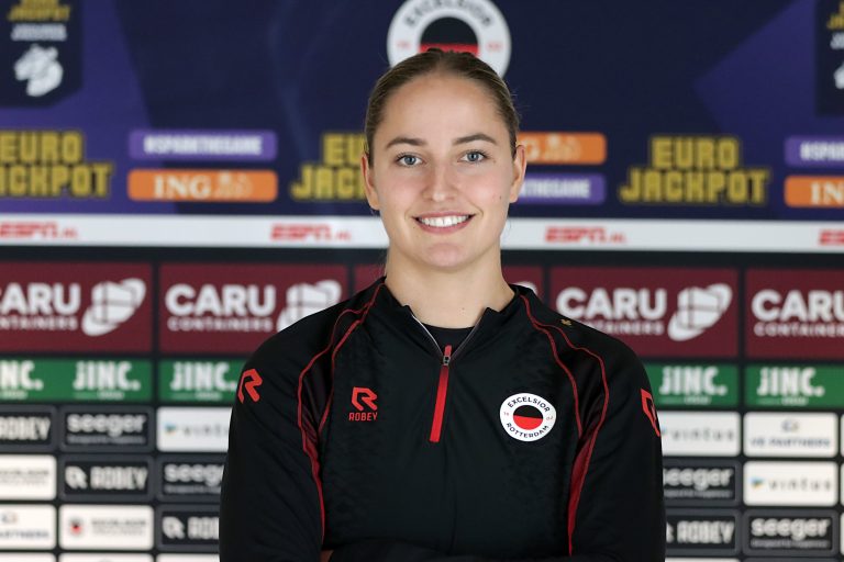 Yara Helderman (22): Van balverliefd meisje tot aanvoerder in de Eurojackpot Eredivisie