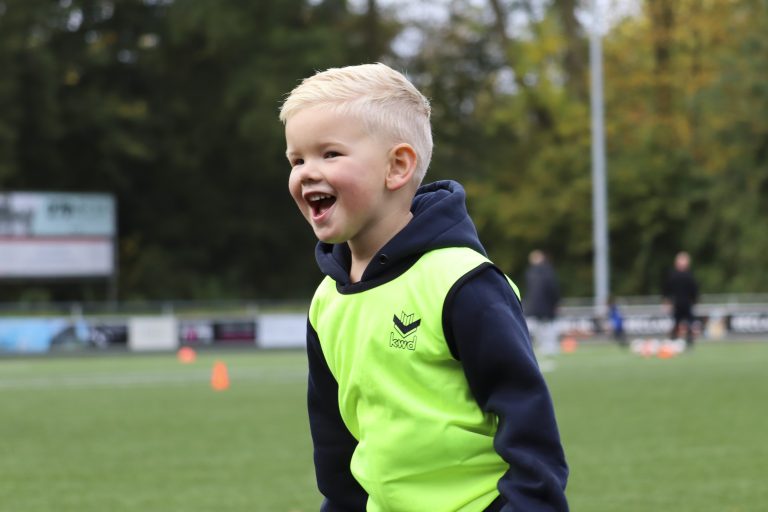 Mini-voetbal aan de Schenkeldijk