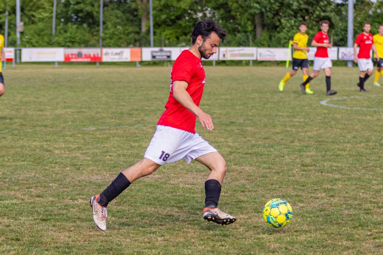 Dani Mieras door zware knieblessure voorlopig toeschouwer