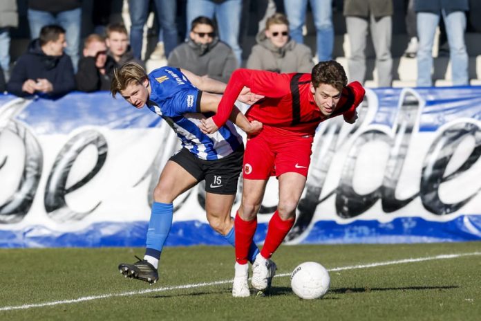 2526-quiafc-duel-van-den-berg