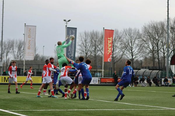Keepen met vuur: Siggy Schutte eist het maximale bij Alblasserdam