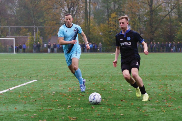 Nigel de Deugd voetbalt bij Drechtstreek en bouwt aan de toekomst