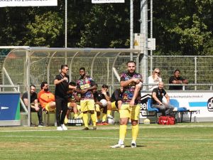 Van profdroom naar leidersrol: het voetbalpad van Yasin Mazlum (HBSS)