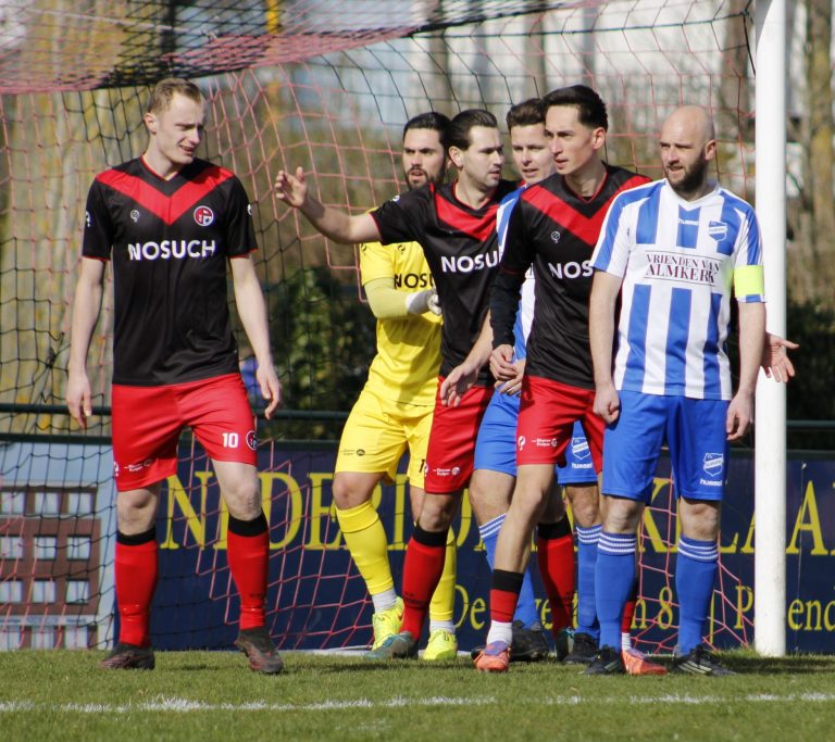 Papendrecht verliest met 1-2 van Almkerk
