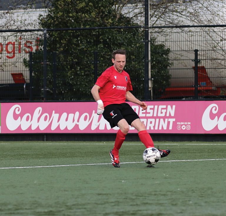 Ronald Capelle: verenigingsman op én buiten het veld bij Slikkerveer