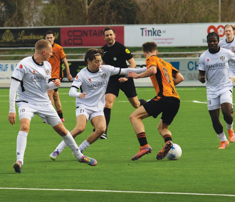 RBC-souts doen ontdekking op Smitshoek-tribune: ook Troost komt naar Roosendaal