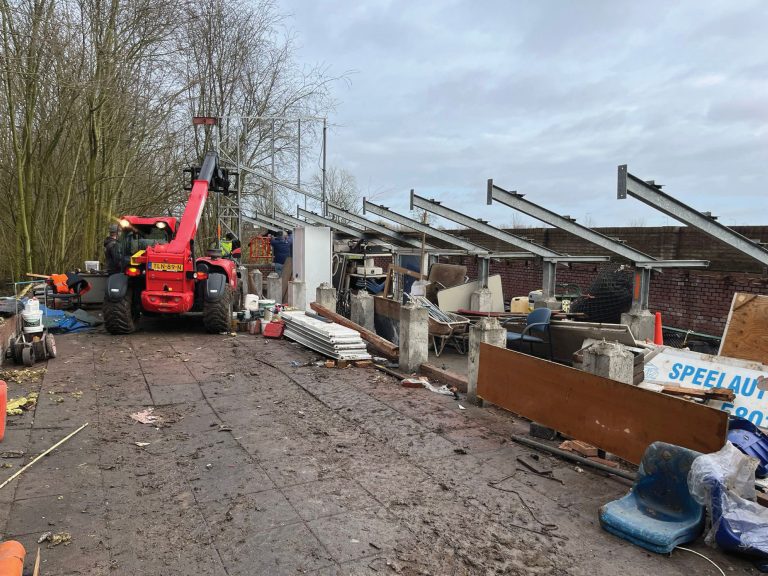 GVV bouwt aan de toekomst: oude tribune krijgt nieuw leven in Geldermalsen