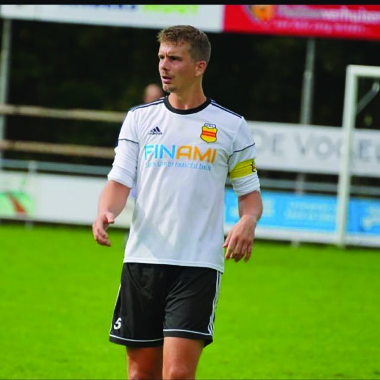 SNS start met tweede elftal: ‘Anders was het klaar’