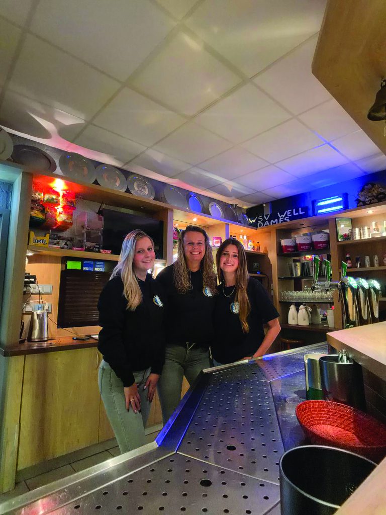 Familie Bouman blaast nieuw leven in kantine van WSV Well